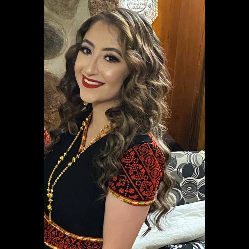 Meet your Posher, Savannah